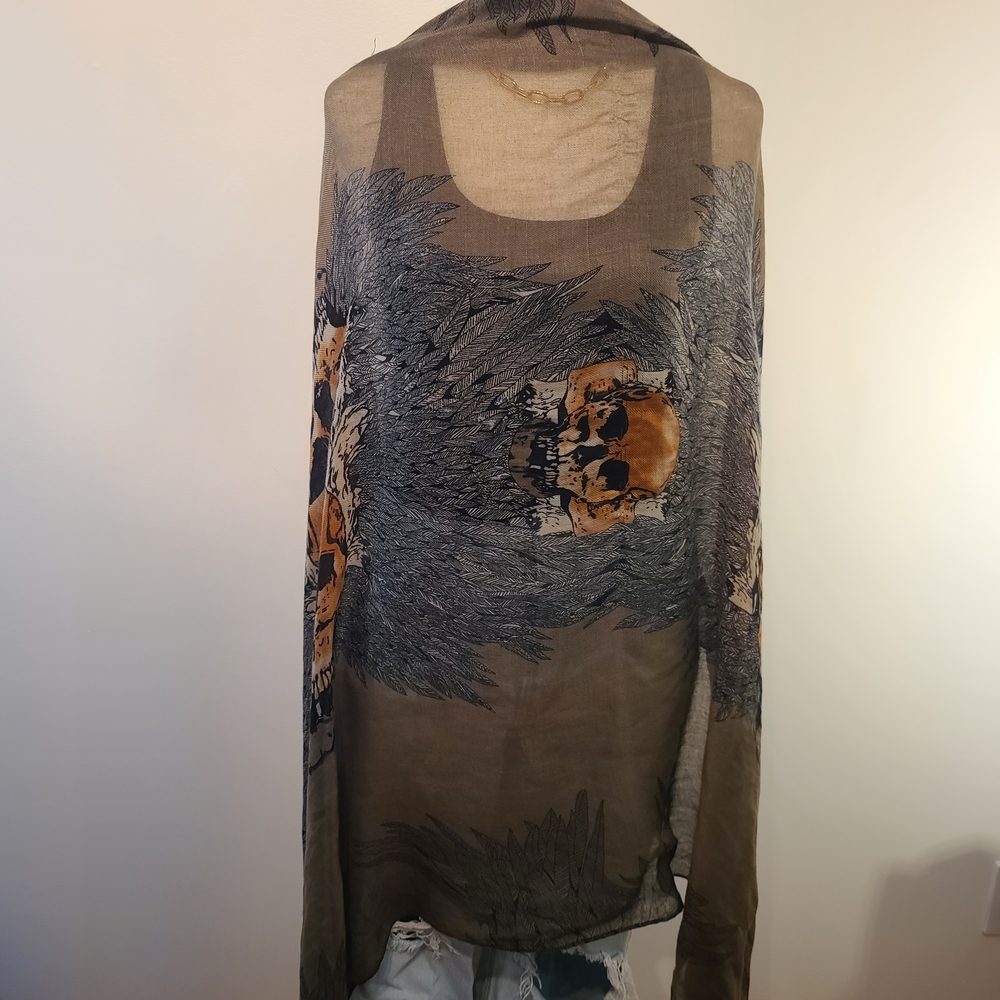 Lightweight SKULL Brown and Gray Scarf - Picture 6 of 6